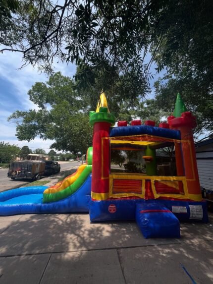 Rainbow Castle Splash (Image 30 & 31)